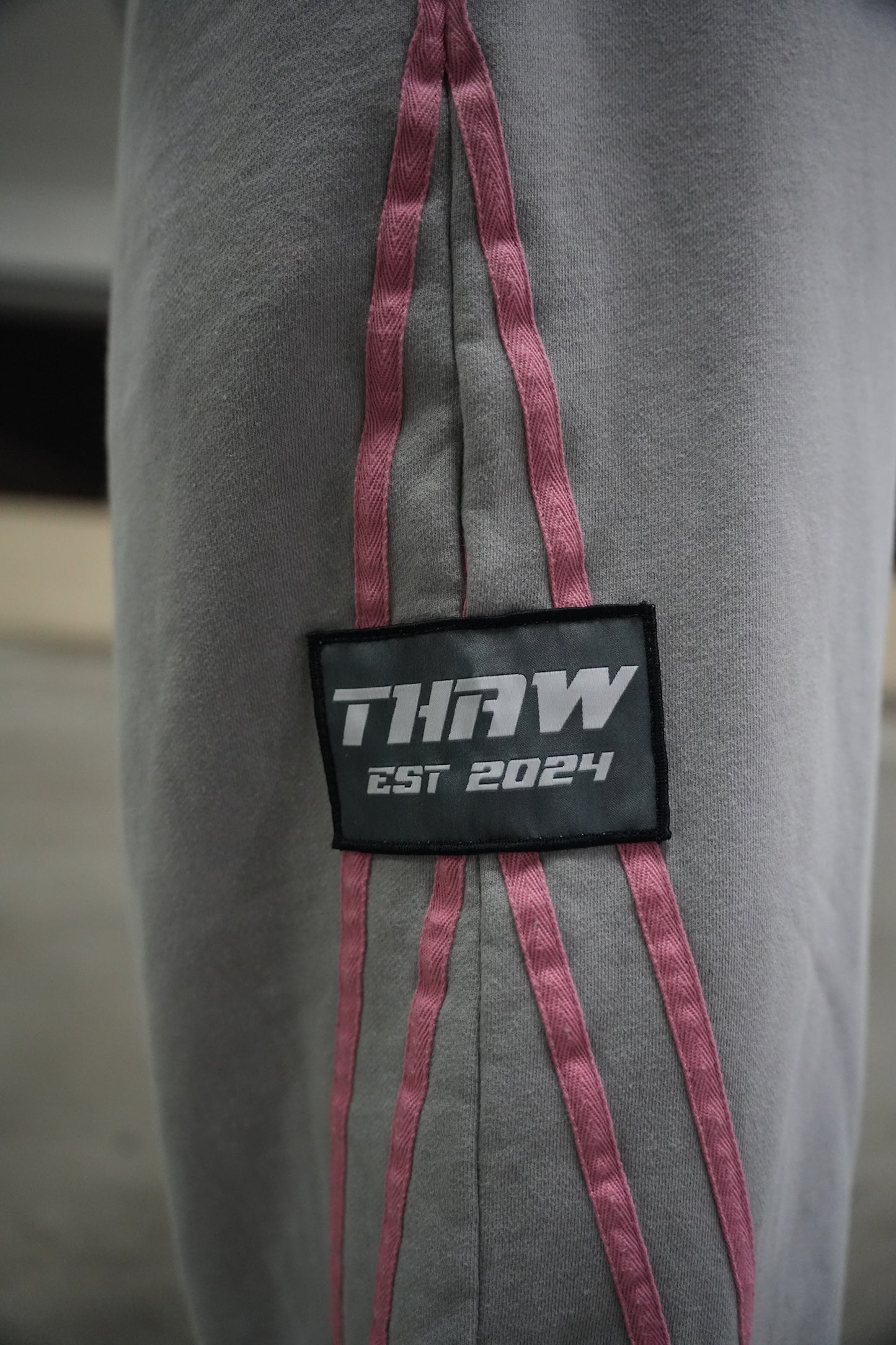THAW GREY BAGGY SWEATS