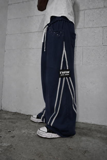 THAW STRIPES SWEATS