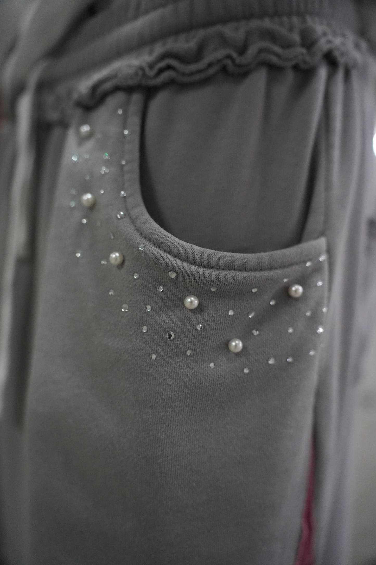 THAW GREY BAGGY SWEATS